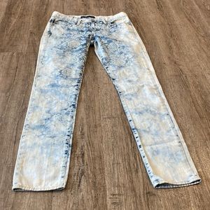 Rock & Republic flower print washed jeans size 6